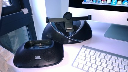 果粉專(zhuān)業(yè)戶(hù)的高大上桌面 滿(mǎn)滿(mǎn)盡是蘋(píng)果的創(chuàng)意與科技